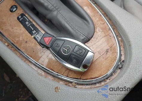 2008 Mercedes-Benz E 350 из США, поврежденный, VIN WDBUF56X78B293136